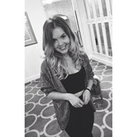 Stefanie Tuck Photo 8