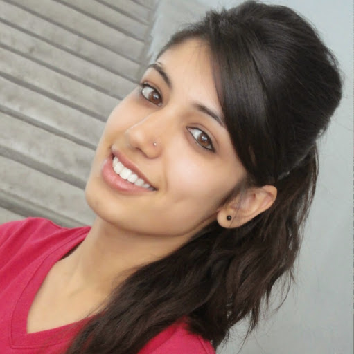 Nidhi Kukreja Photo 14