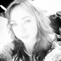 Jacqueline Elliott Photo 20