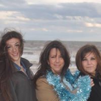 Elaine Makris Photo 2