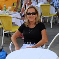 Amy Alford Photo 24