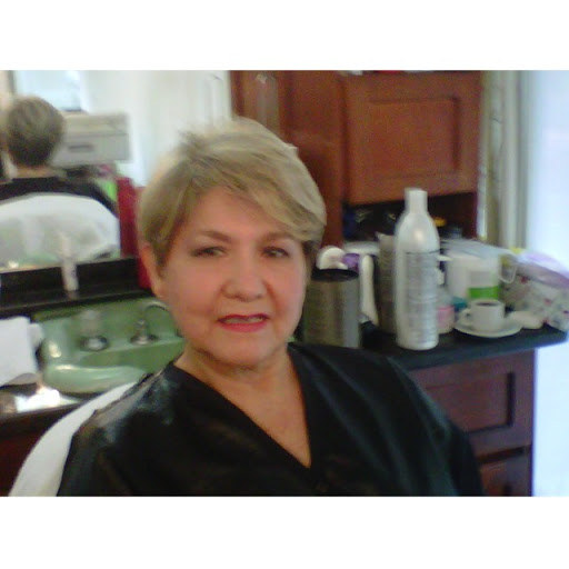 Erlinda Esteban Photo 11