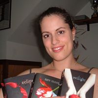 Nina Cullen Photo 23