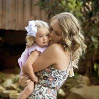 Nicole Shows Photo 10