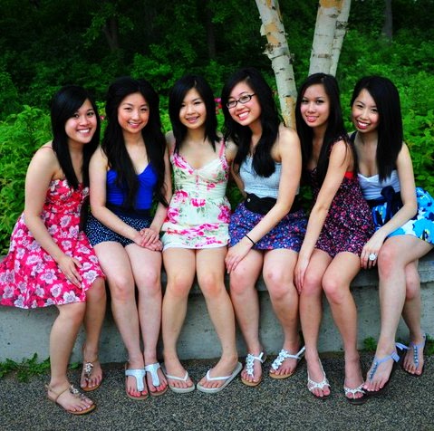 Thuy Dinh Photo 32