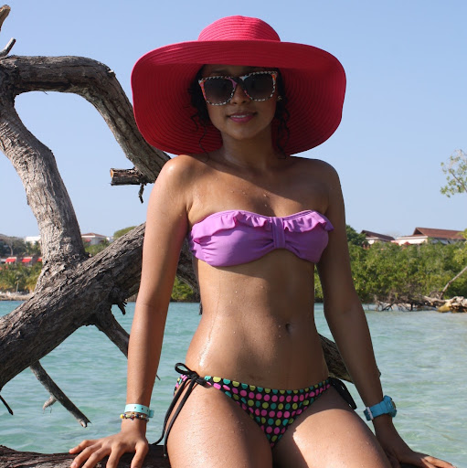 Ruby Pardo Photo 16