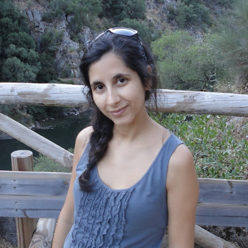 Emilia Gomes Photo 15