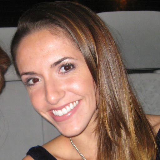 Lauren Culbertson Photo 12