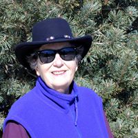 Diane Holm Photo 29