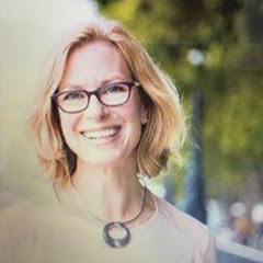 Catherine Walker Photo 15