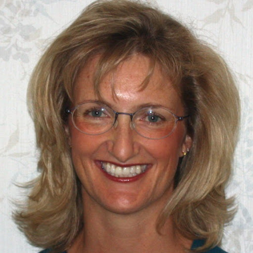 Julie Gillis Photo 20