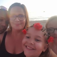 Sarah Taplin Photo 18