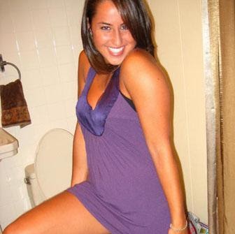 Stacy Andersen Photo 32