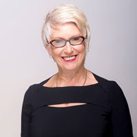 Diana Connolly Photo 29