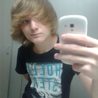 Holden Hayes Photo 14