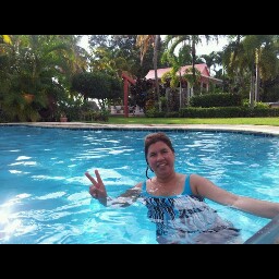 Lourdes Melendez Photo 15