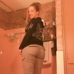Kristy Hinton Photo 8
