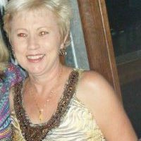 Robyn Brewer Photo 20