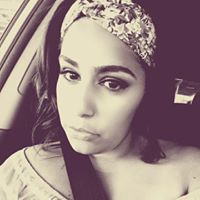 Elizabeth Vasquez Photo 8