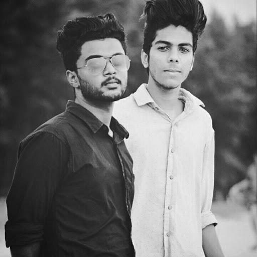 Haseeb Hussain Photo 17
