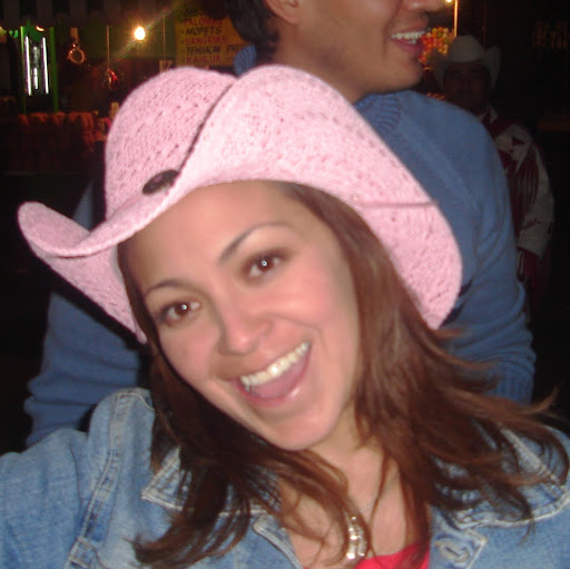 Aide Gomez Photo 18