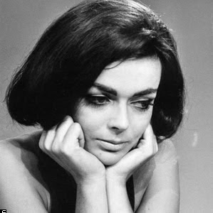 Barbara Steele Photo 40