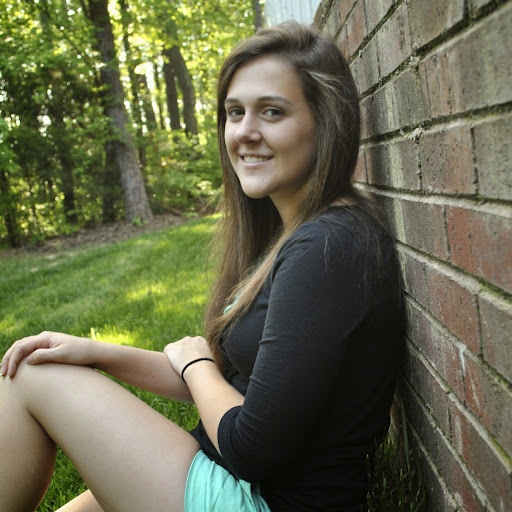 Megan Worley Photo 15