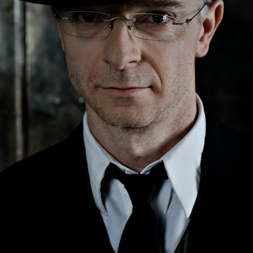Michael Kampf Photo 7