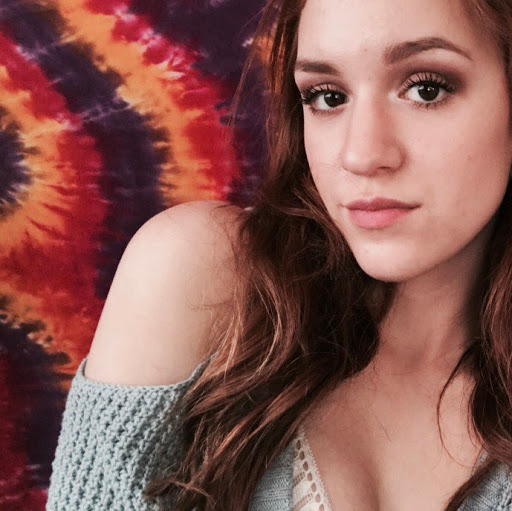 Jillian Pierce Photo 22