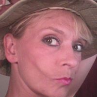 Robbin Lynn Photo 14