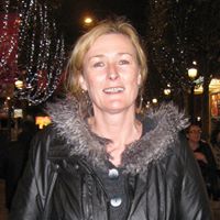 Christine Holden Photo 26