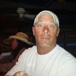 Jeff Newman Photo 37