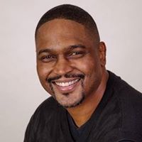 Derrick Gilliam Photo 18