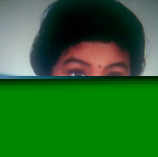 Lincy Abraham Photo 13