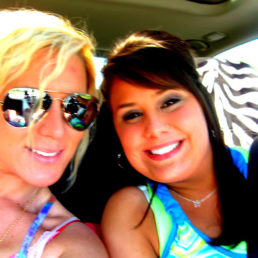 Sheena Sullivan Photo 14