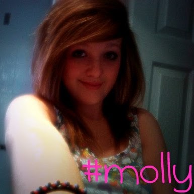 Molly Abbott Photo 24