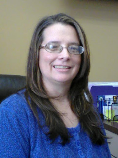 Lona Brown Photo 21