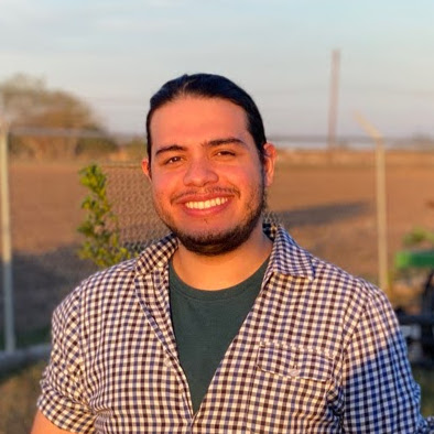 Oscar Castro Photo 37