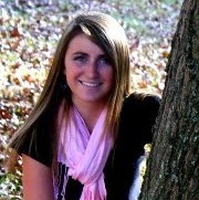 Laura Vance Photo 15