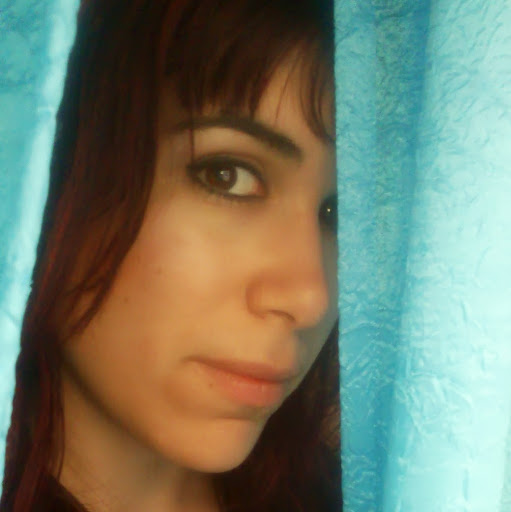 Claudia Marques Photo 21