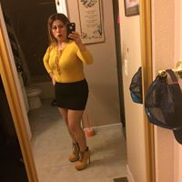 Elizabeth Quintero Photo 29