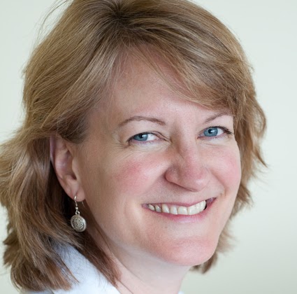 Tracy Lloyd Photo 27
