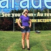 Holly Raymond Photo 31