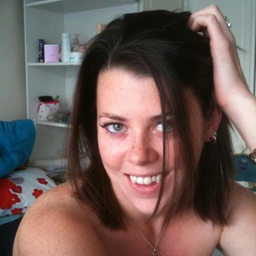 Gina Barry Photo 16