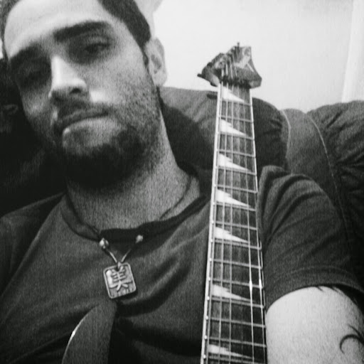 Leo Lira Photo 18