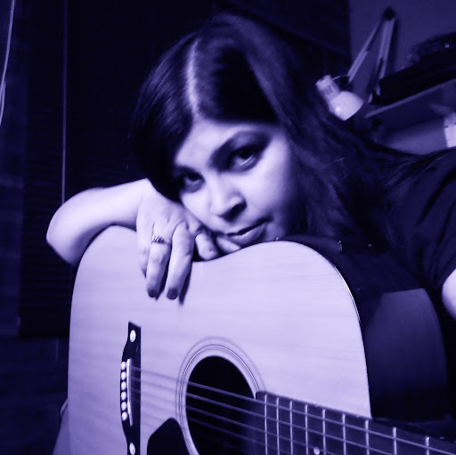 Caroline Diaz Photo 12