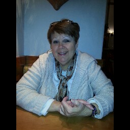 Anne Henry Photo 18