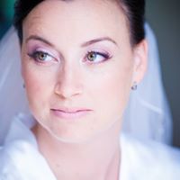 Kristina Atkinson Photo 28