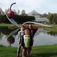Holly Larson Photo 17