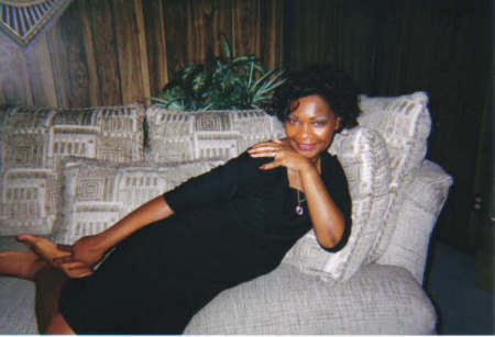 Roxanne Scott Photo 15